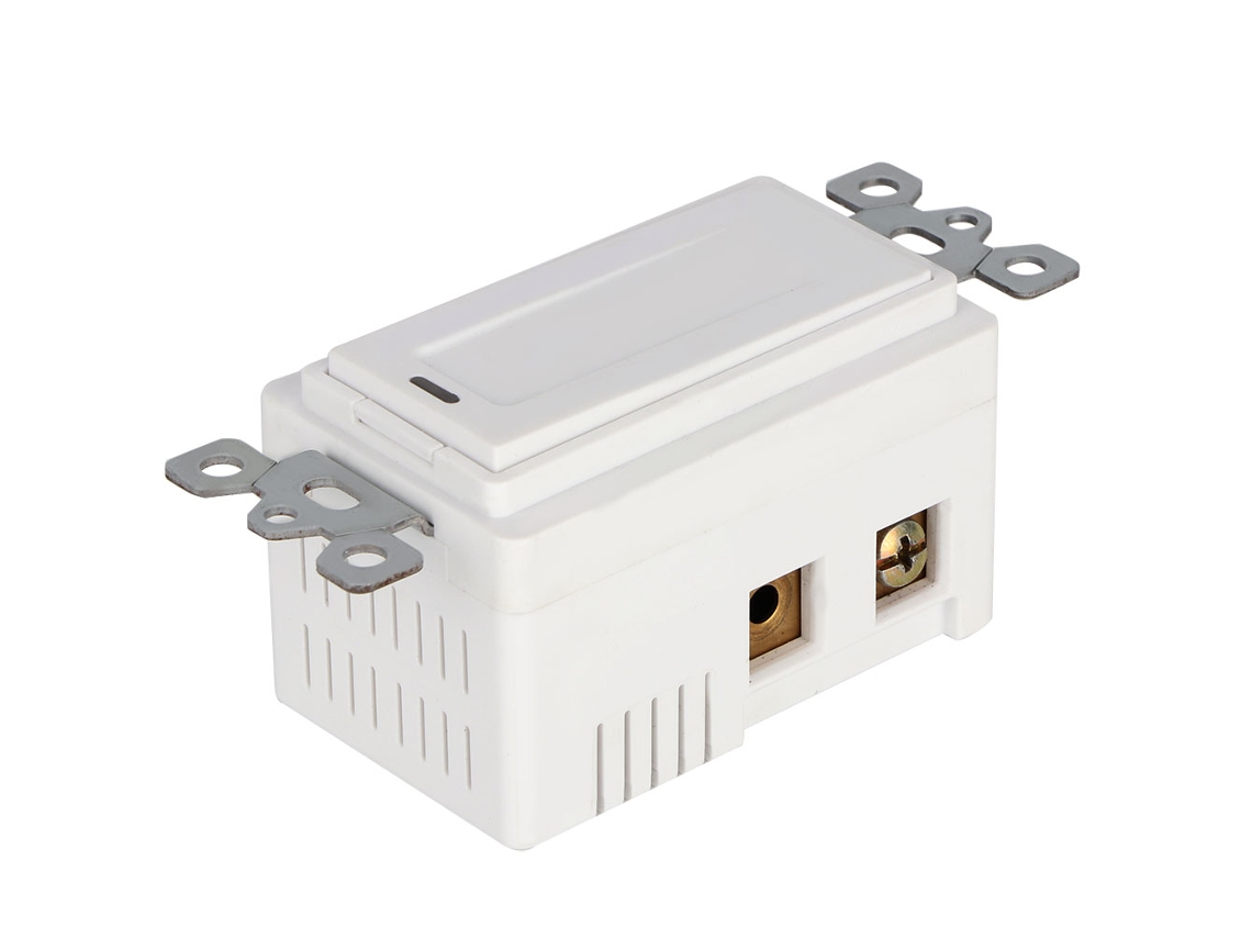 Um interruptor inteligente com Wi-Fi que suporta controle por voz e controle remoto via celular.