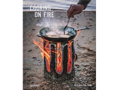Livro Cooking on Fire de Eva Helbæk Tram e Nicolai Tram (Inglês - Capa Dura)