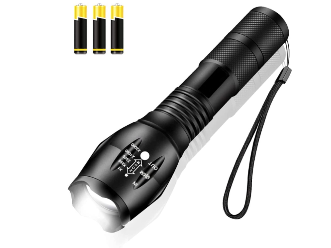 Lanterna Led 2.000 Lúmens Presentes para Homens Pais Crianças Lanternas com Zoom Lanterna Super Brilhante Preta YIZHOOD