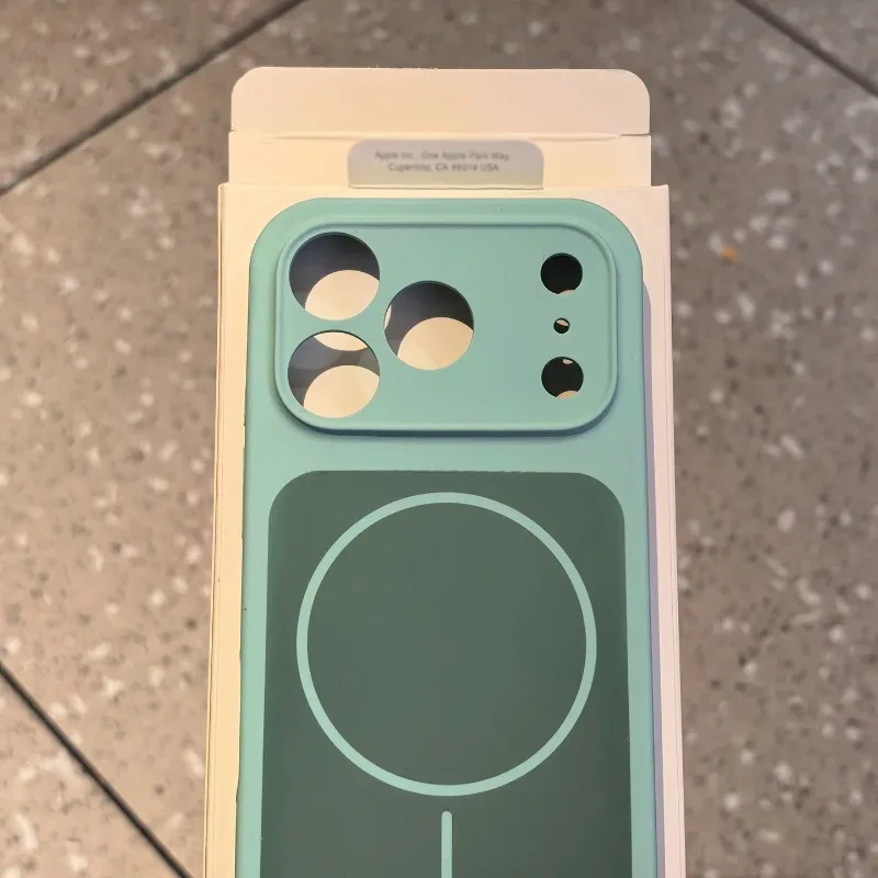 Capa Protetora De Silicone Líquido Magsafe (verde 17promax), Macia Ao Toque E Resistente A Impactos.