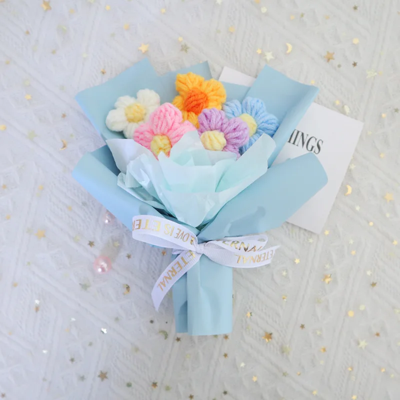Buquês em Miniatura de Profiteroles de Crochê, Buquês Finalizados À Mão, Arranjos Florais Tricotados. MDUG