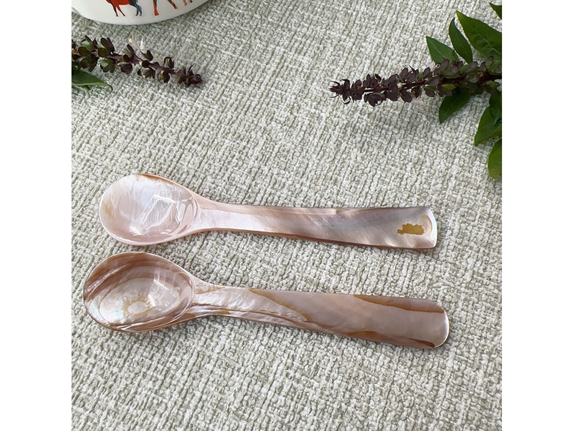 Conjunto de 6 colheres de 12 cm, cor rosa e cabo reto.