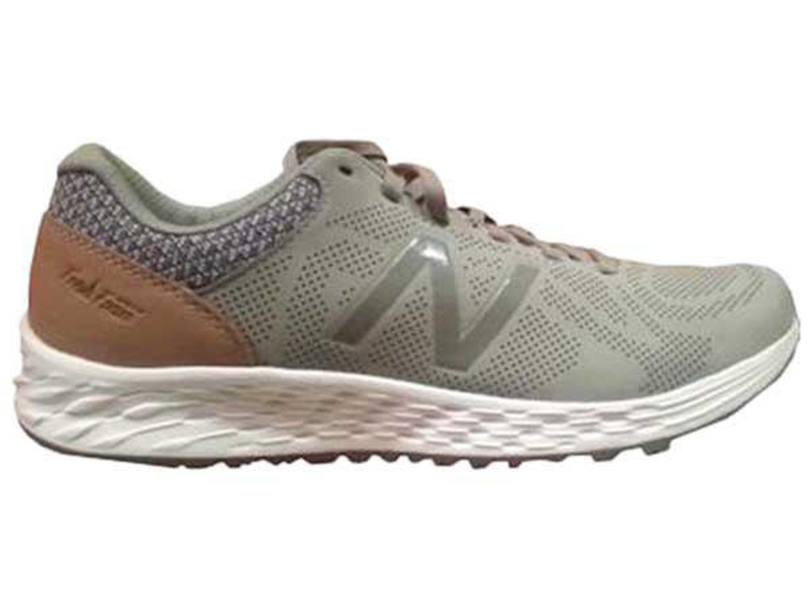 New balance sales arishi caracteristicas