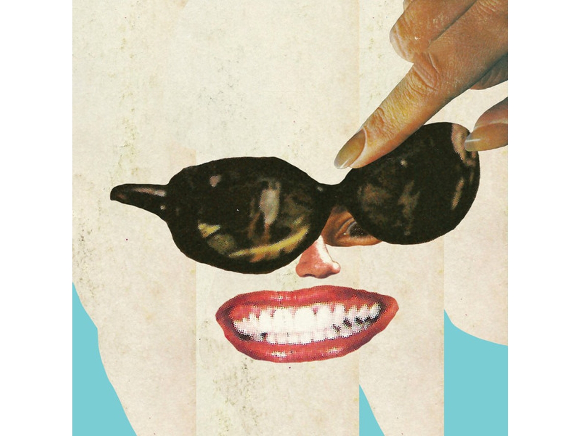 Vinil Black Moth Super Rainbow - Panic Blooms