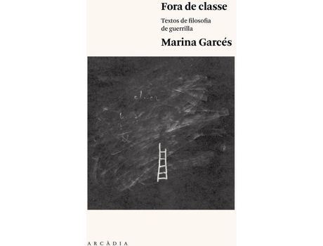 Livro Fora De Classe