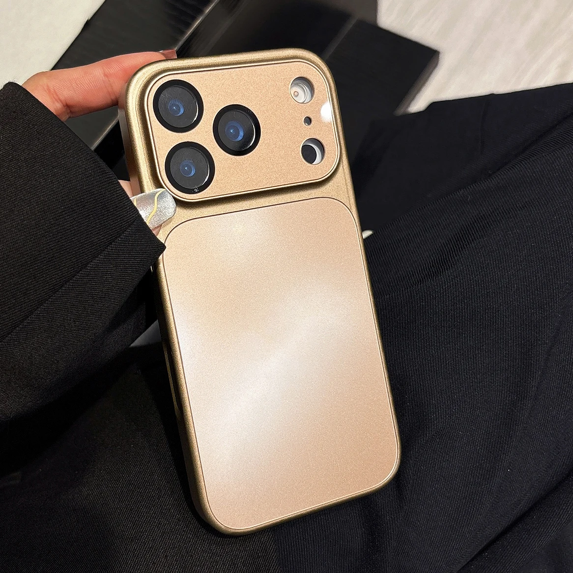 Capa Para Iphone 15 Pro (dourada), Capa Protetora Antichoque Com Acabamento Nano Fosco Ag