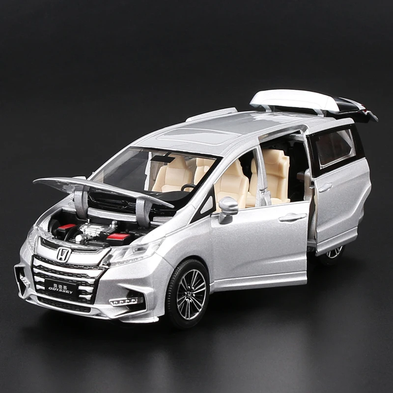 (cinza) Miniatura De Carro De Brinquedo Em Liga Metálica Fundida, Com Som E Luz, Sistema De Fricção.