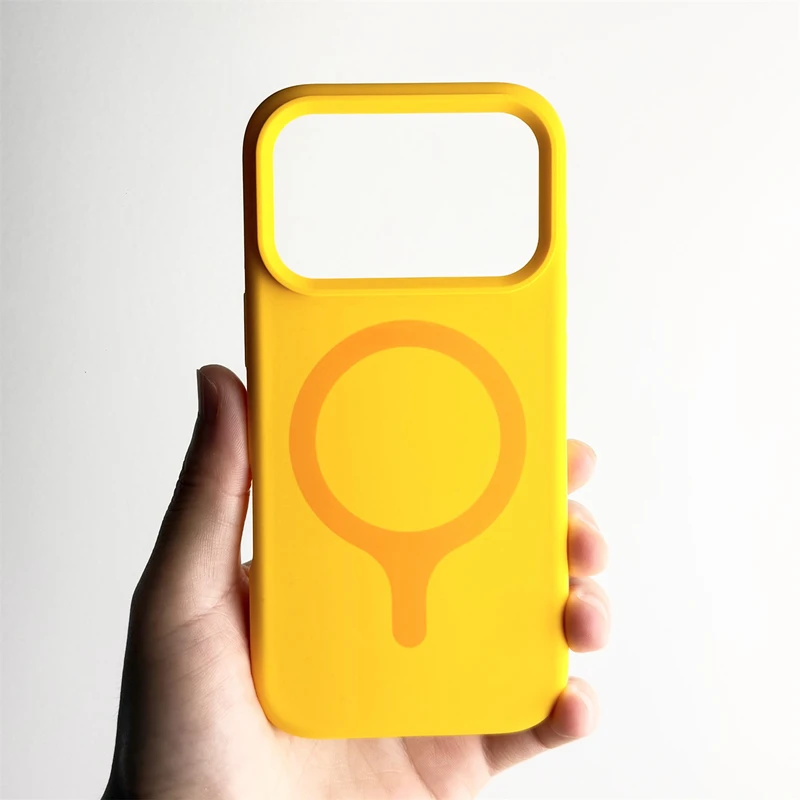 Capa De Celular Em Silicone Líquido (iphone 17 Pro Amarelo), Compatível Com Carregamento Sem Fio E Resistente A Impactos.