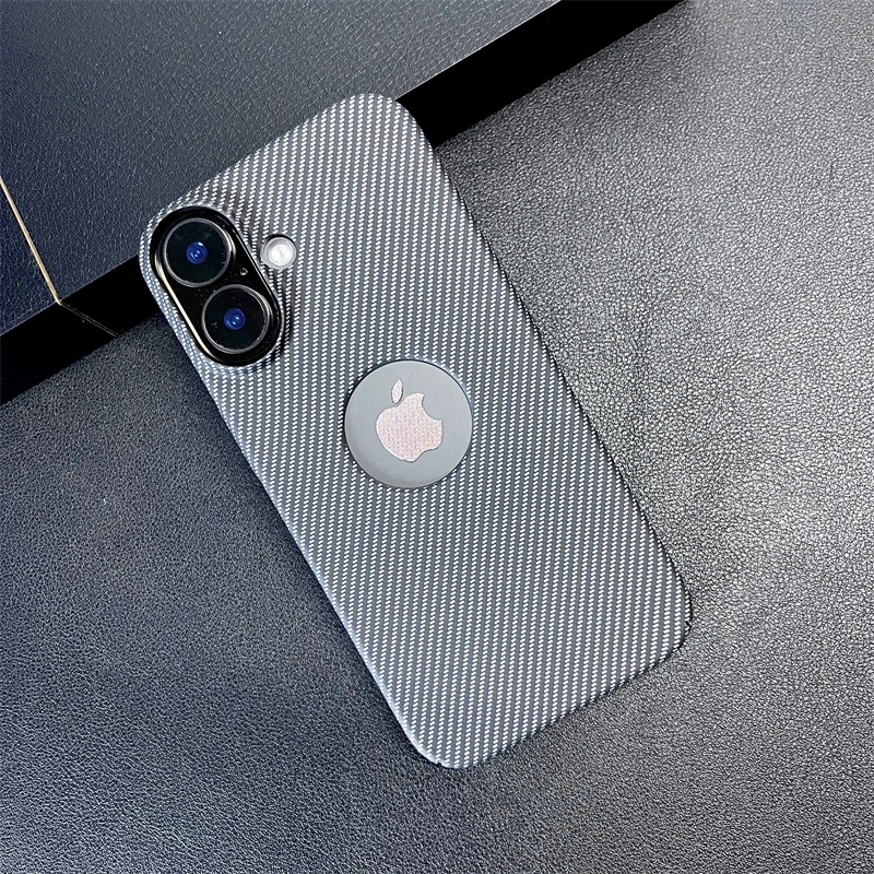Capa Rígida Ultrafina Com Textura De Fibra De Carbono Para Iphone 16 Pro Max