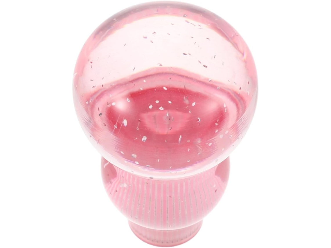 Elegante pomo de câmbio em formato de garrafa de água rosa, universalmente adaptável.