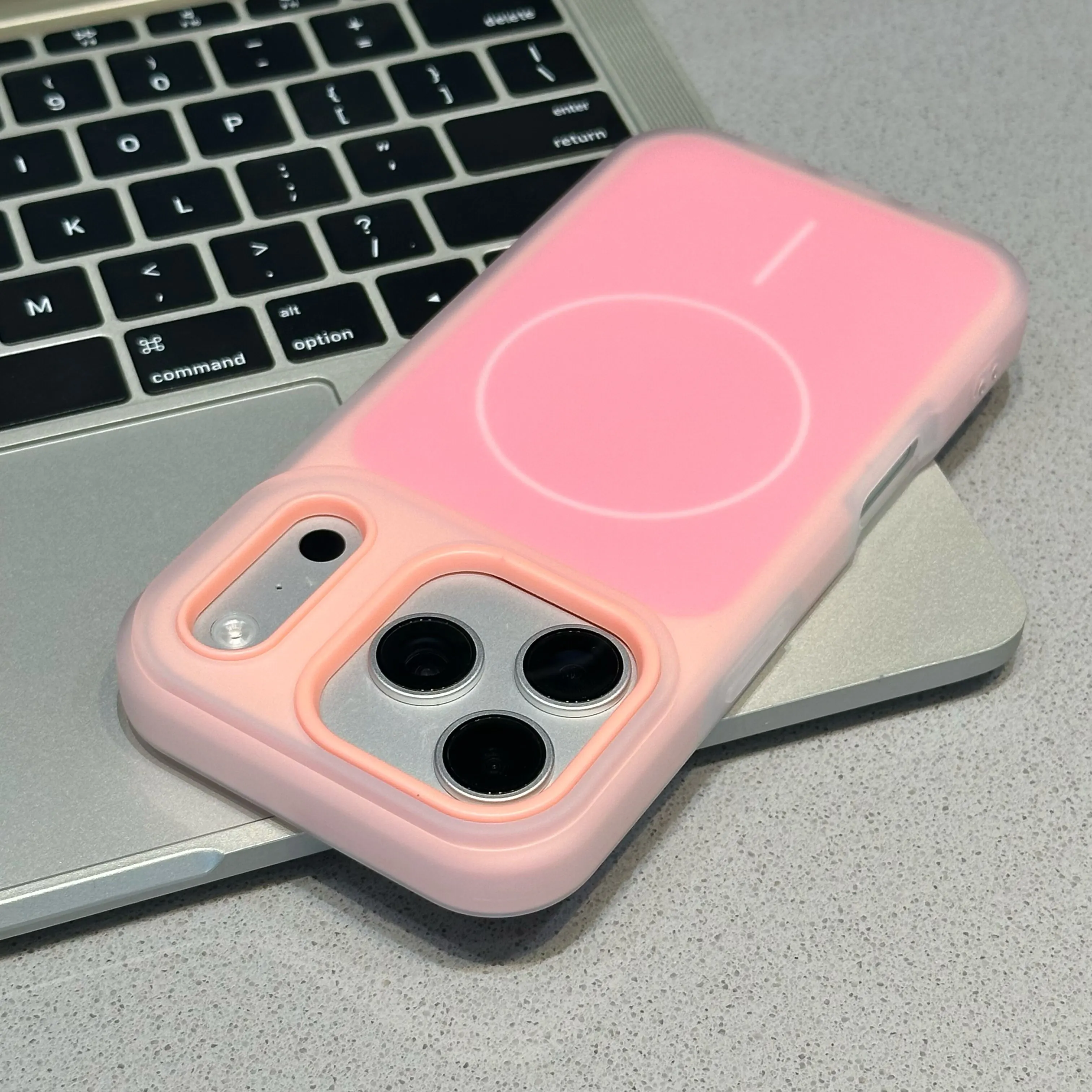 Capa Protetora Magnética 2 Em 1 Fosca Para Iphone 11 Com Carregamento Integrado E À Prova De Choque.
