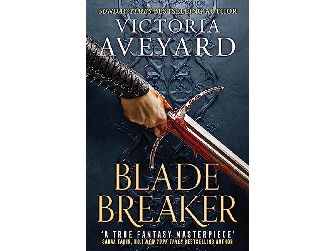 Livro Blade Breaker de Victoria Aveyard (Inglês)