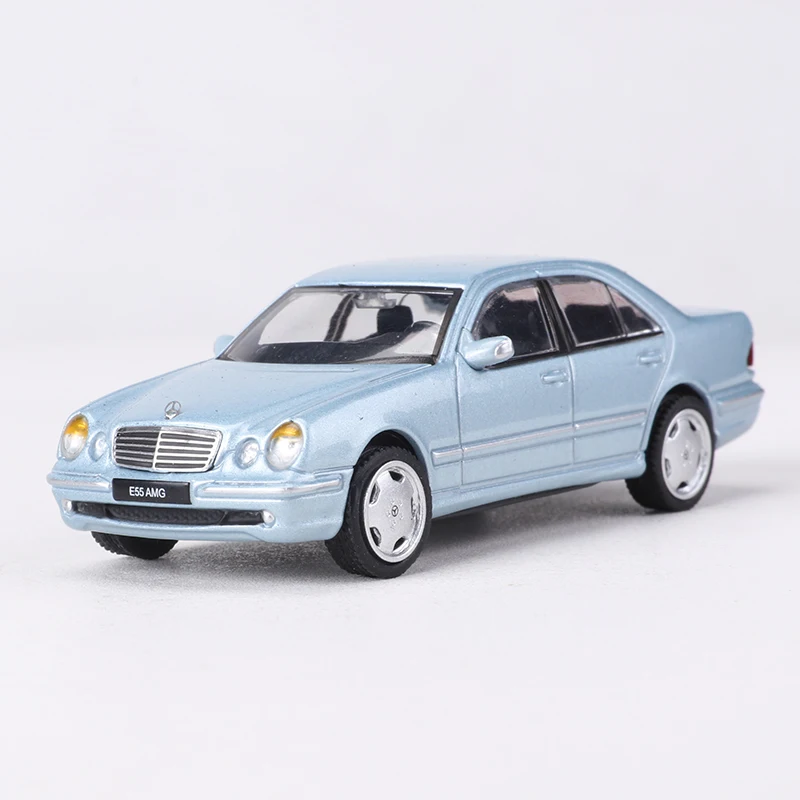 (azul) Miniatura De Carro Mercedes-benz E55 Amg Em Escala 1:64, Feita Em Metal Fundido.