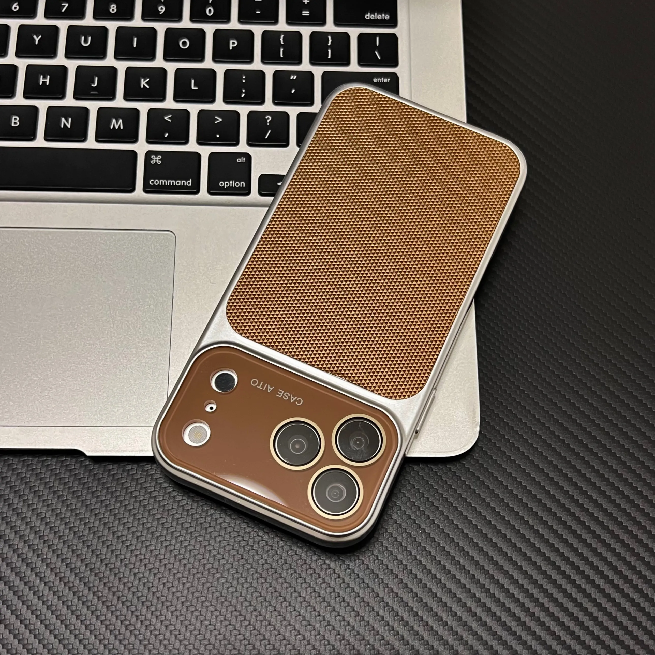 Capa Protetora De Lente Em Couro Trançado (iphone 16), Capa Protetora De Armação Em Tpu Macio E Resistente A Impactos.