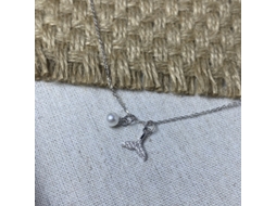 Colar em Prata de Lei 925 com Pérolas e Design Requintado e Sofisticado, Adornado com Diamantes. MDUG (ouro Branco)