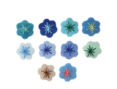 Flor pequena bordada em feltro 2 cm azul x10 Tamanho 2 cm Espessura 1 mm Quantidade 10 peças