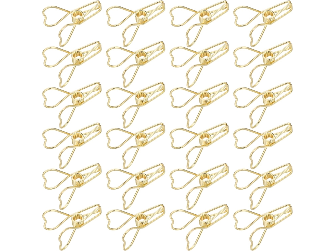 Conjunto de 50 clipes de papel Housoutil em formato de coração de metal dourado, resistentes e ideais para mesa, escola e outros usos.