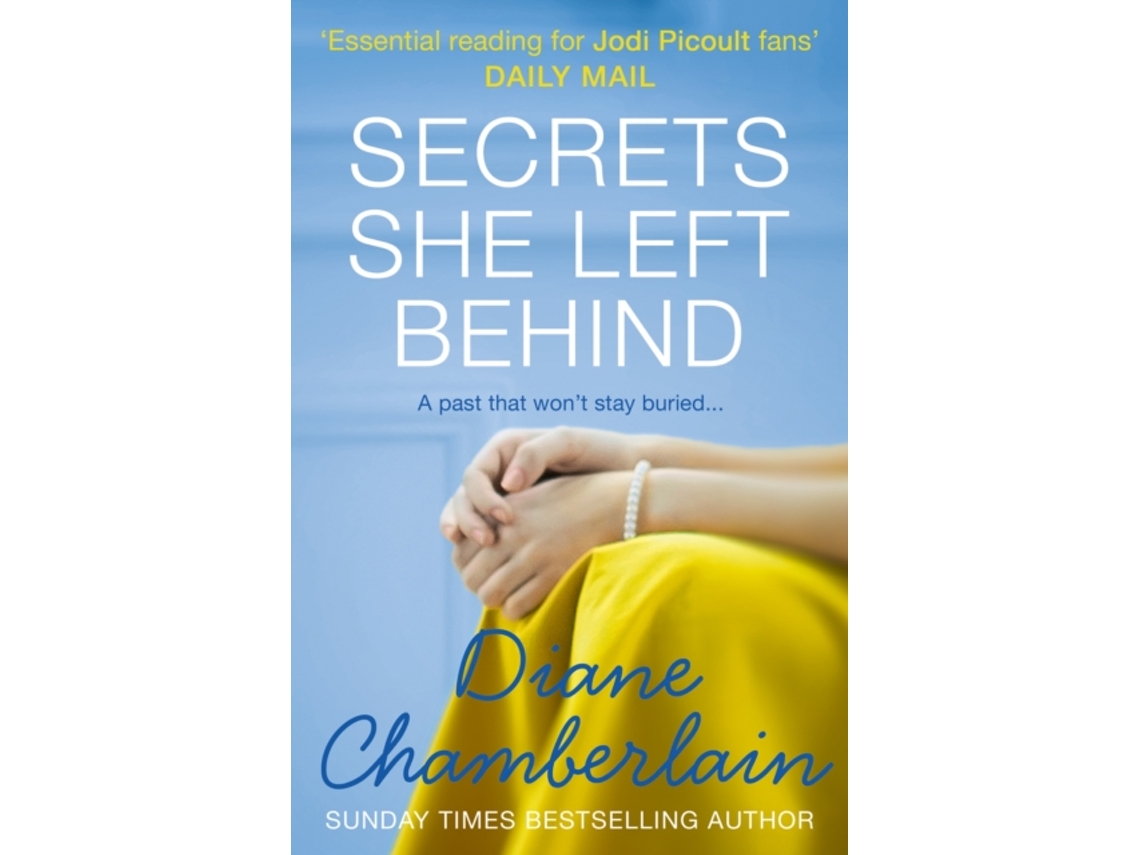 Livro Secrets She Left Behind de Diane Chamberlain (Inglês)