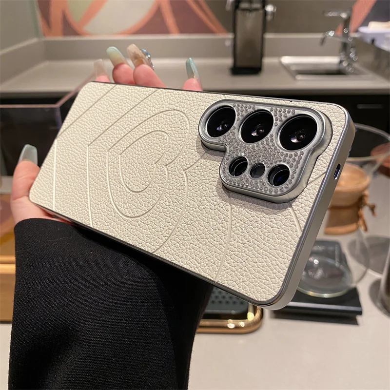 Capa Protetora De Couro Com Coração E Diamante Para Câmera (galaxy A56 5g Branco)