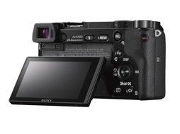 Máquina Fotográfica SONY  A6000  (APS-C)