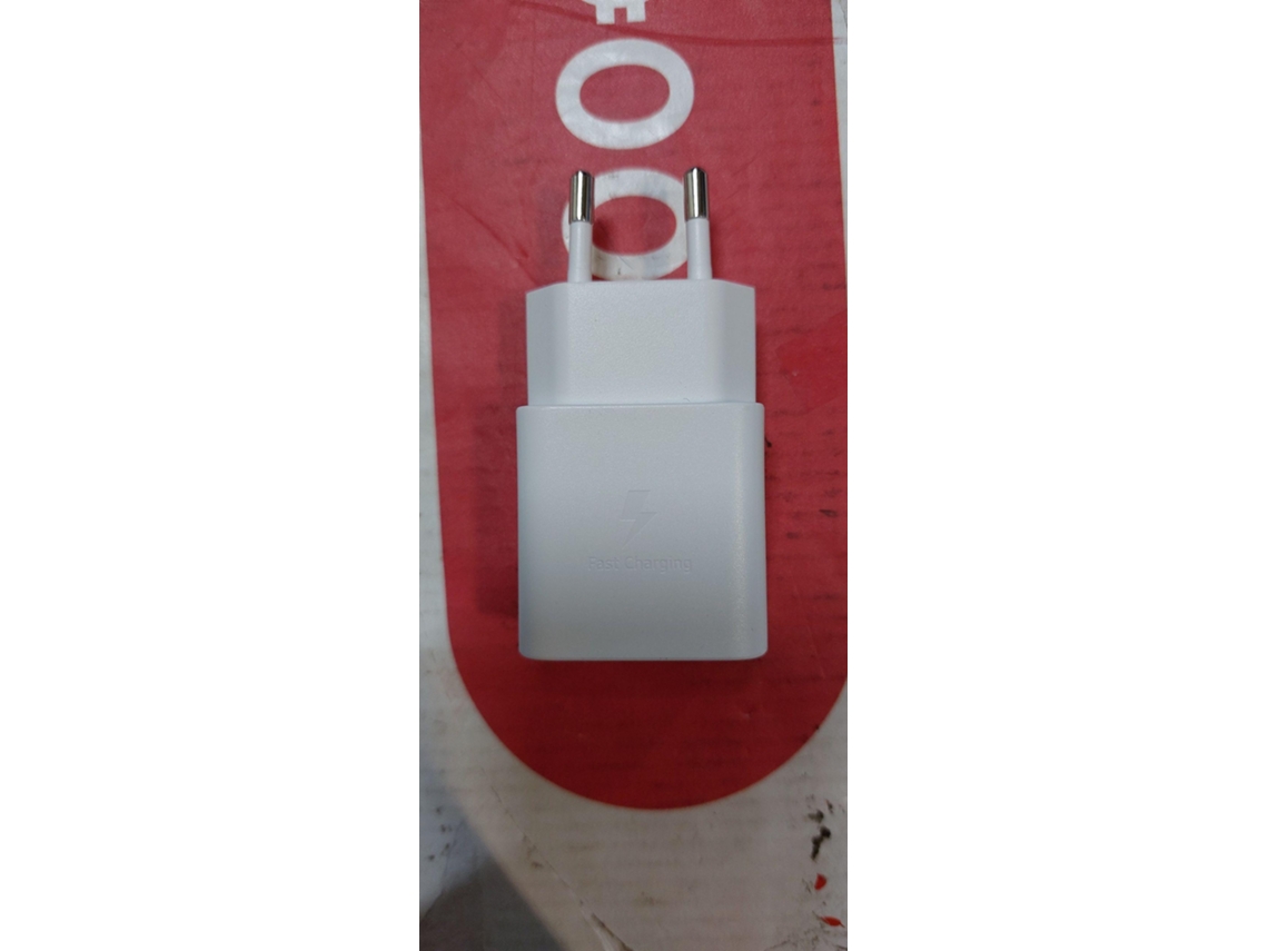 Adaptador de Corrente SAMSUNG (Outlet Caixa Aberta - USB-C - 15W - Branco)