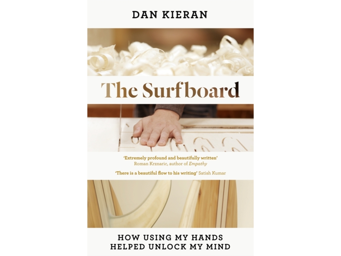 Livro The Surfboard de Dan Kieran (Inglês - Capa Dura)