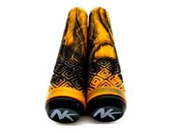 Punhos Nokaic para Scooter Trotinete Freestyle, 160 mm, Cor Preto-Dourado