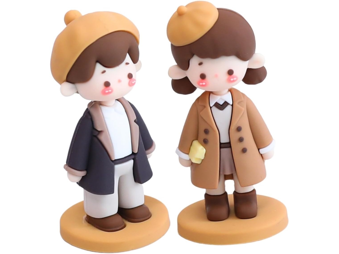 Conjunto De 2 Miniaturas De Casal Para Decoração De Painel E Mesa.