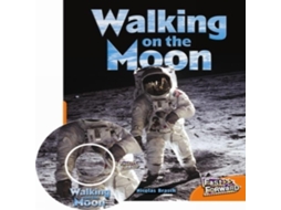 Livro Walking on the Moon de Nicholas Brasch (Inglês)