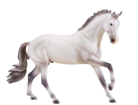Modelo de cavalo BREYER 1:9 (8 anos)