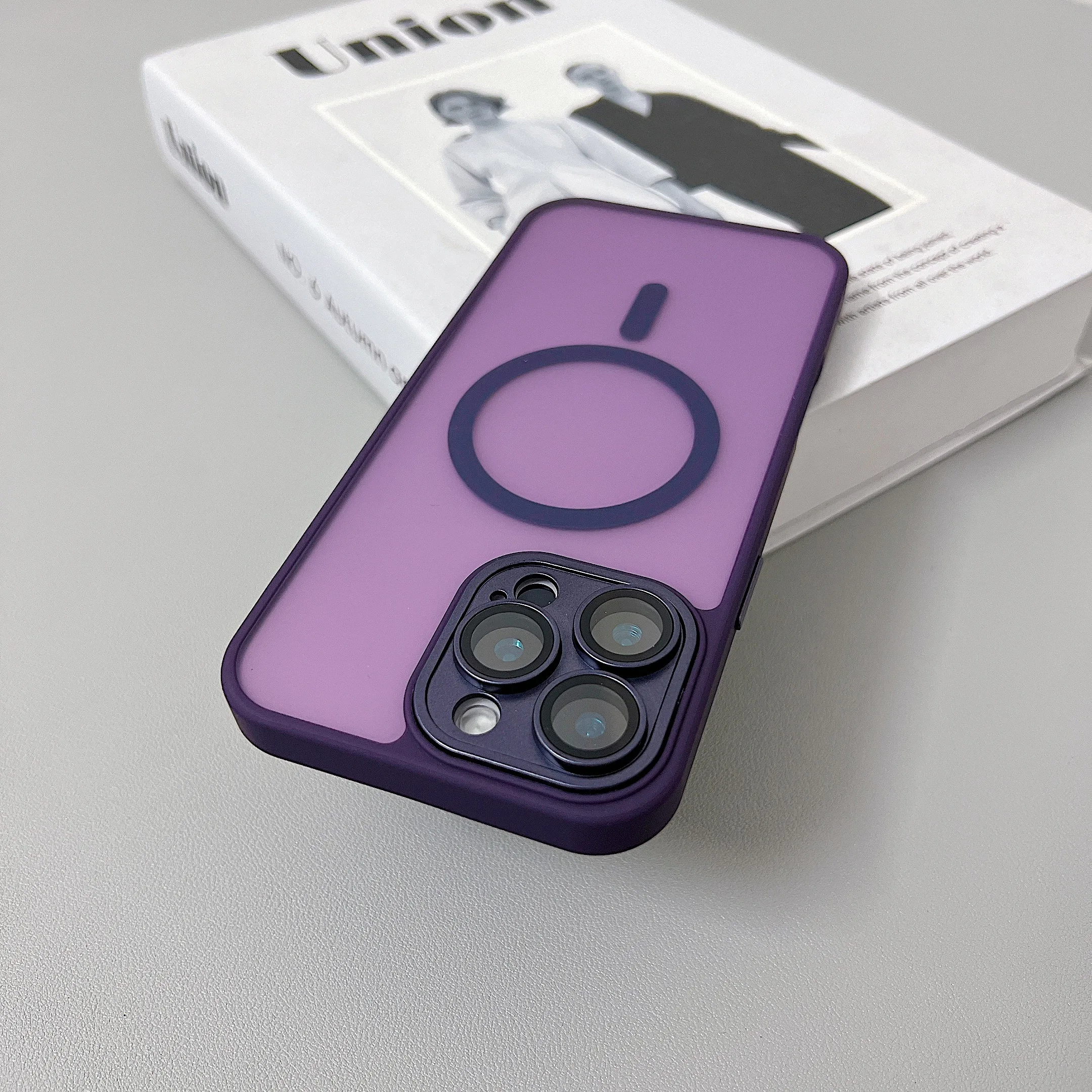 (iphone 16 Plus, Roxo Escuro) Capa Protetora Translúcida E Resistente A Impactos Para Iphone, Compatível Com Carregamento Sem Fio Magsafe.