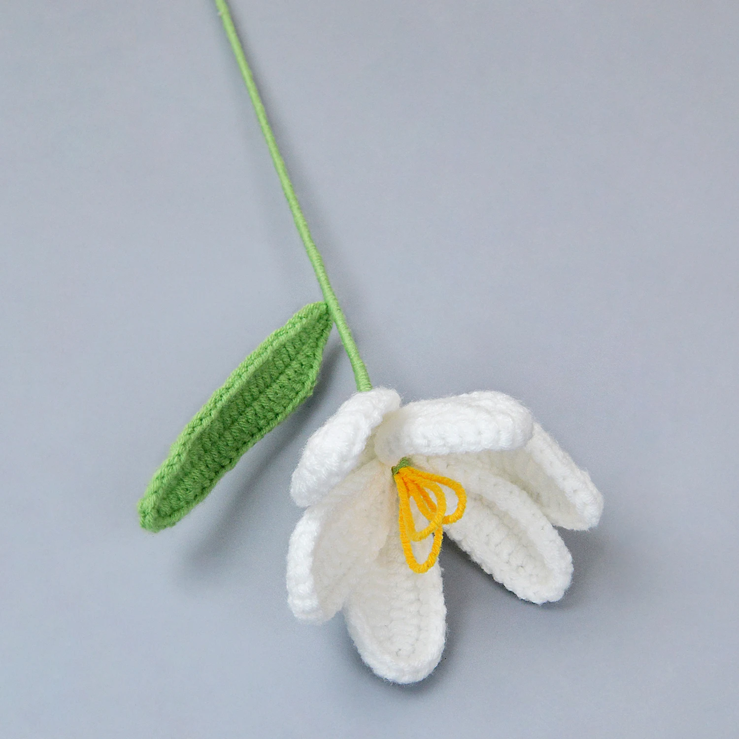 Buquê De Tulipas (brancas) De Crochê, Buquê De Tulipas Tricotadas, Uma Ótima Opção Para Presentes.