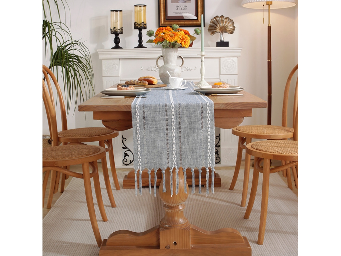 Tábua De Mesa Em Crochê Com Aplicação De Jacquard E Furo, Cinza, 33*183cm (com Comprimento Das Frufrus)