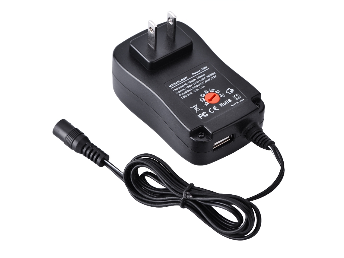 Adaptador Universal de Energia Ac/dc 5v 2.1a Porta Usb 6 Pontas 30w 3v 12v | S/MARCA