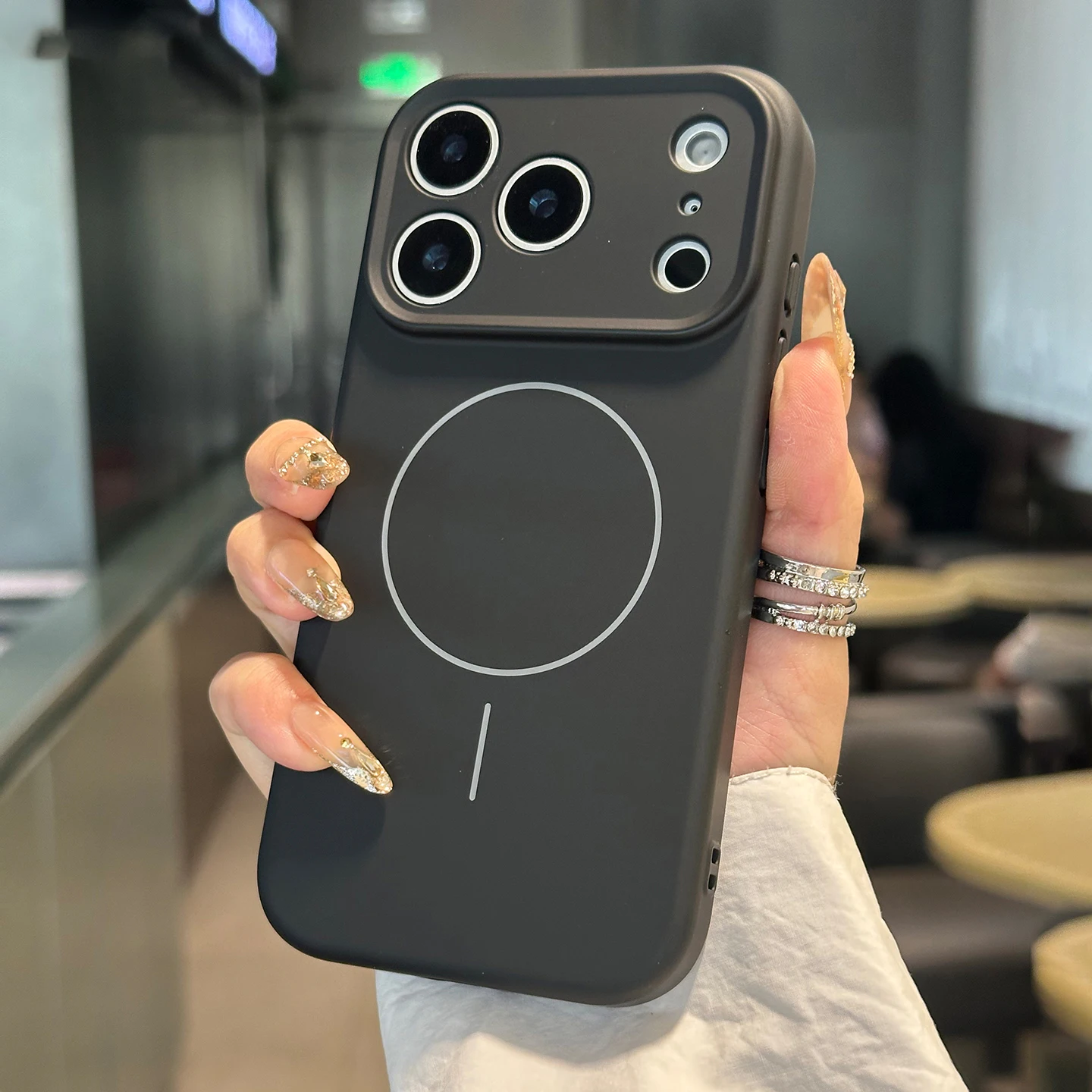 Capa De Celular Em Silicone Líquido Fosco (preta) Para Iphone 11 Com Função Magnética.