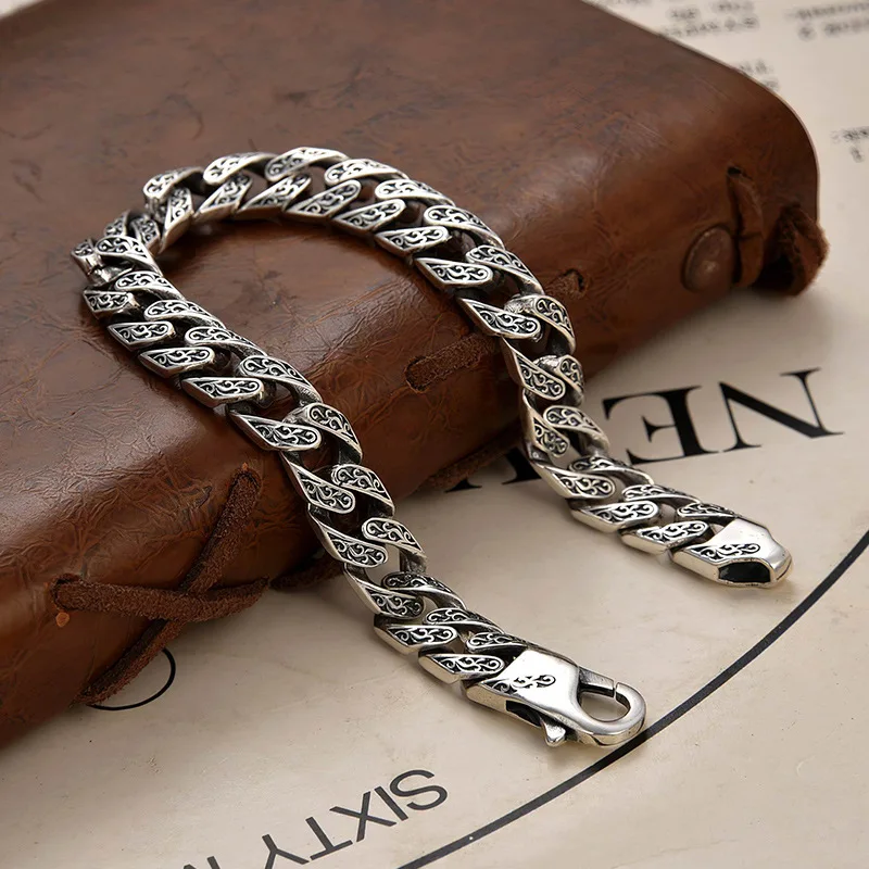 Pulseira Masculina Retrô de 18 Cm com Corrente Cubana Esculpida em Padrão Árabe e Estilo Chinês. MDUG