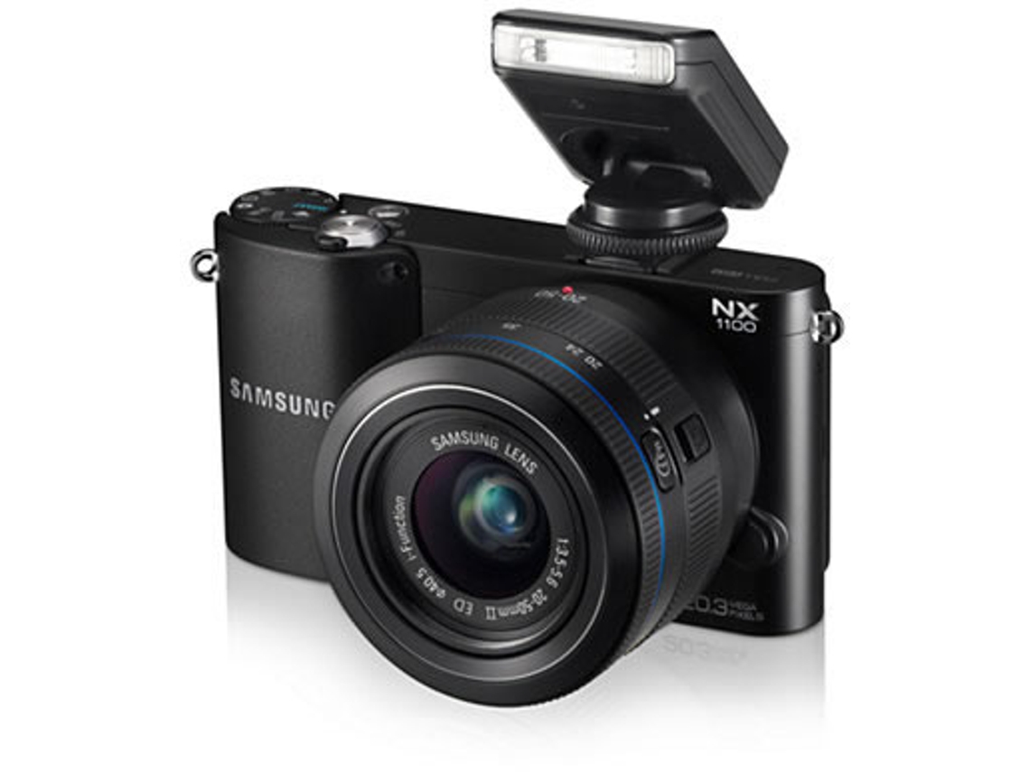 Máquina Fotográfica SAMSUNG NX1100 + 20-50mm  (APS-C)