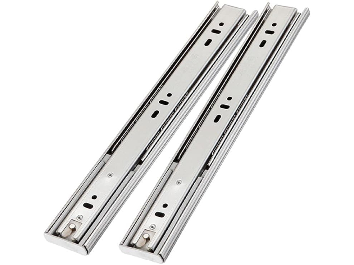 22 Armários Em Aço Inoxidável De Três Camadas, Totalmente Extensíveis E Com Rolamento.