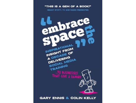Livro Embrace The Space De Gary Ennis (inglês)