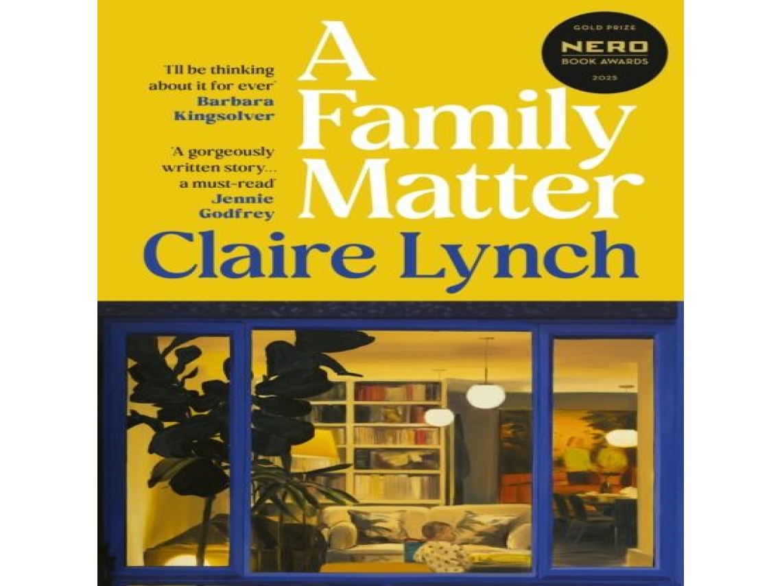 Livro A Family Matter de Claire Lynch (Inglês)