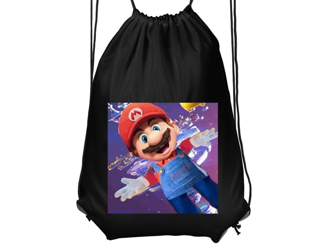 Mochila de Ginástica Infantil Preta, Confortável e Prática. Ilustração Criativa do Mario Flutuando em um Ambiente Galáctico Colorido BRILVIBERA