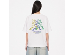 Camiseta Rockinstone Baseball, modelo Donna Ananta, com design exclusivo de designer.