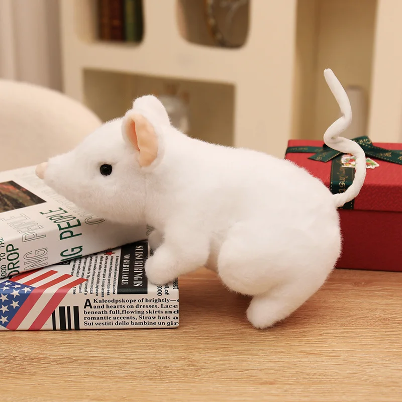 Brinquedo de Pelúcia de Rato Anime Realista e Fofo MDUG (branco, 27 Cm)