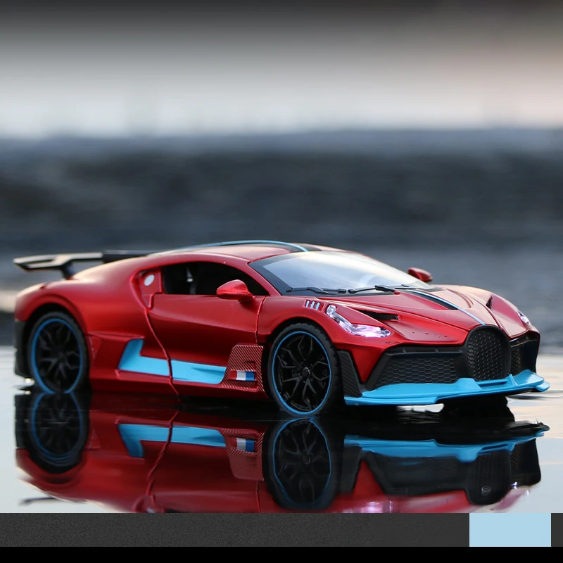 (vermelho) Miniatura De Carro Em Metal Fundido Na Escala 1/32 Com Efeitos Sonoros E Luminosos.