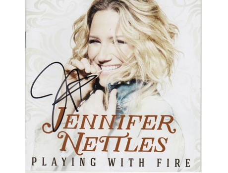 CD Jennifer Nettles Playing With Fire Worten.pt