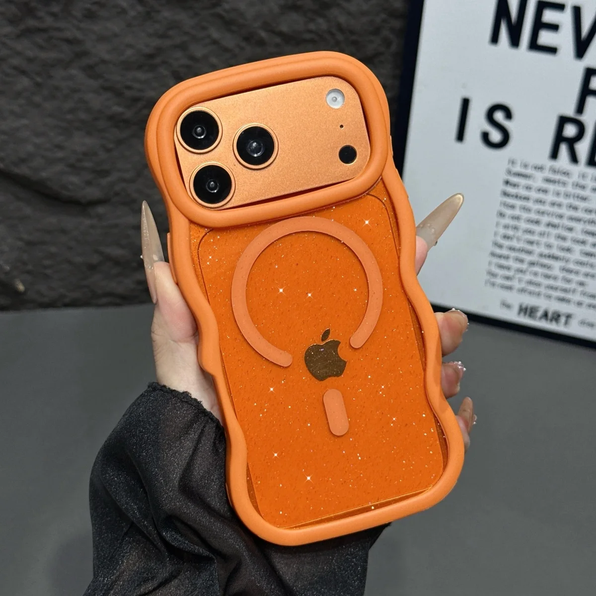 (laranja Para Iphone 16 Pro Max) Capa Transparente Com Bordas Macias, Resistente A Impactos E Com Fecho Magnético.