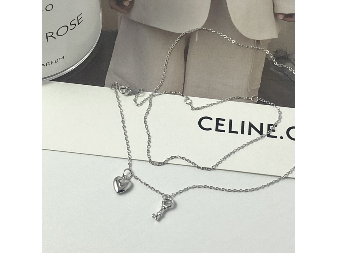 Colar com Pingente de Mini Chave em Formato de Coração, em Prata de Lei 925, Estilo Coreano . Simples, Elegante e Versátil. MDUG (ouro Branco)