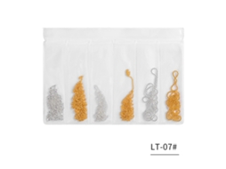 Decoración De Uñas Com Cadeia De Liga E Pompons No Estilo Punk Para Manicura Colorida Diy (07)