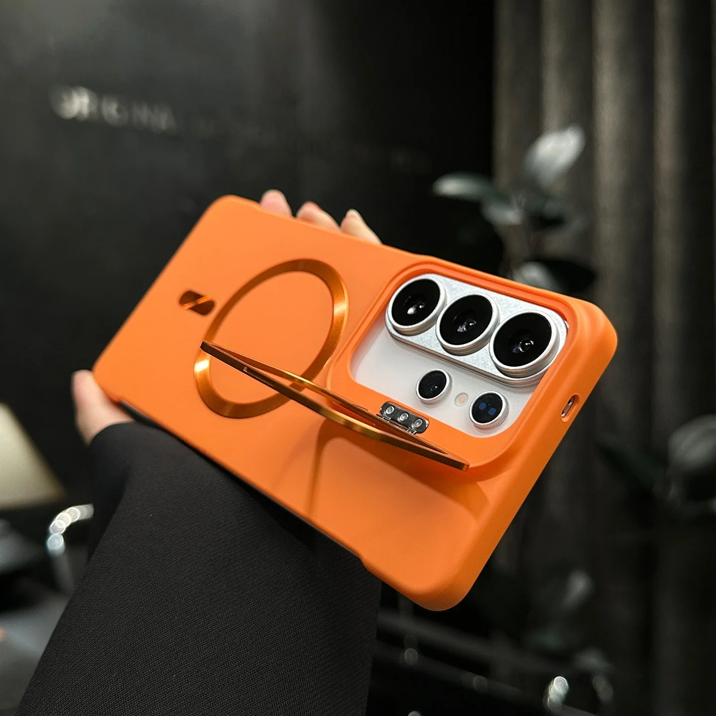 Capa Protetora Magnética Fosca Para Lente (orange Galaxy S25fe), Sem Moldura, Para Dissipação De Calor.