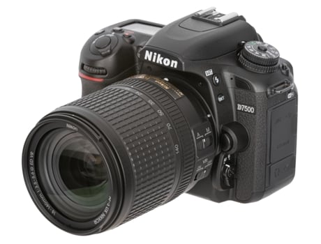 Kit Máquina Fotográfica Reflex NIKON D7500 + 18-140VR (DX)